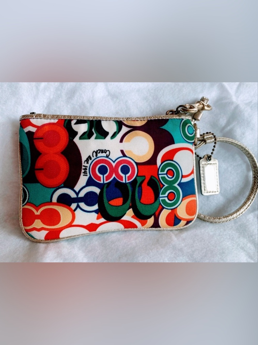 ❌ SOLD ❌Coach Multicolor Poppy Signature Wristlet with Gold Trim - Picture 2 of 2
